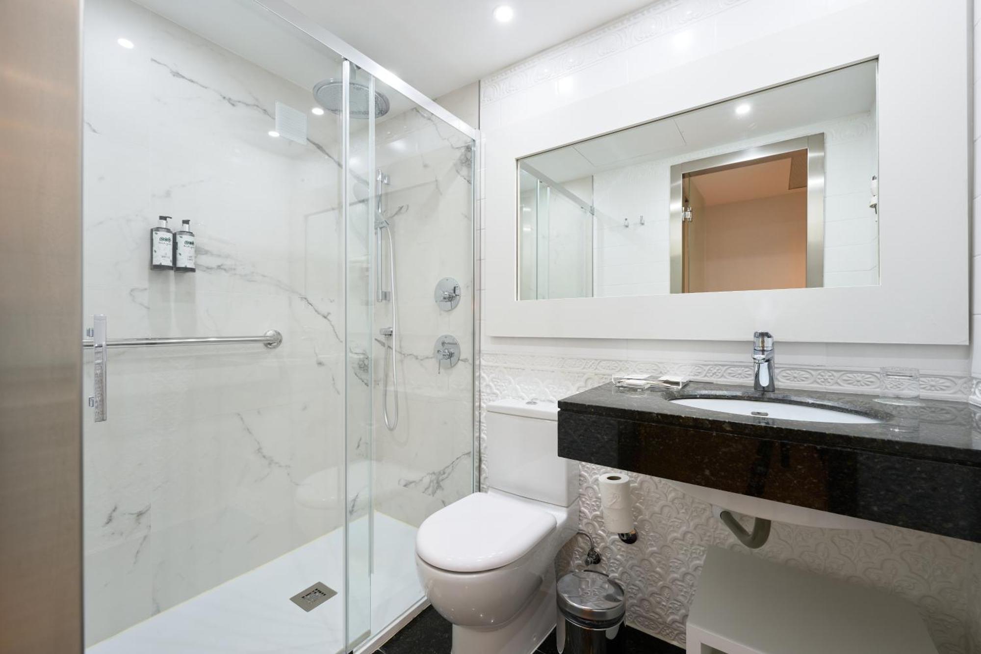 Hotel Catalonia Roma Barcellona